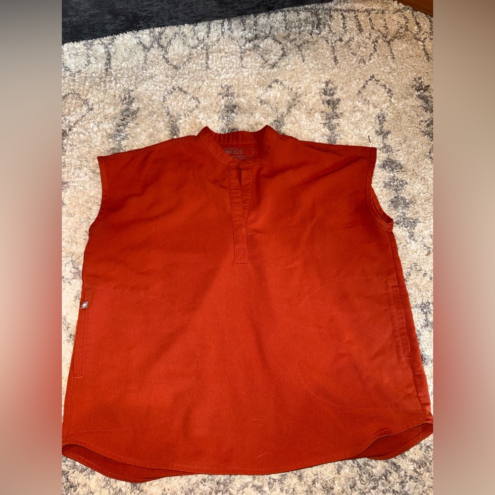 Figs burnt orange set- Rafael top- Size medium- Zamora bottoms- size XL/Tall